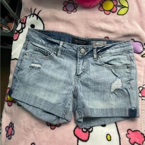 •Denim Shorts•